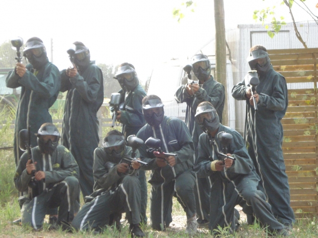  Team und Gruppe beim Paintball in La Mongie